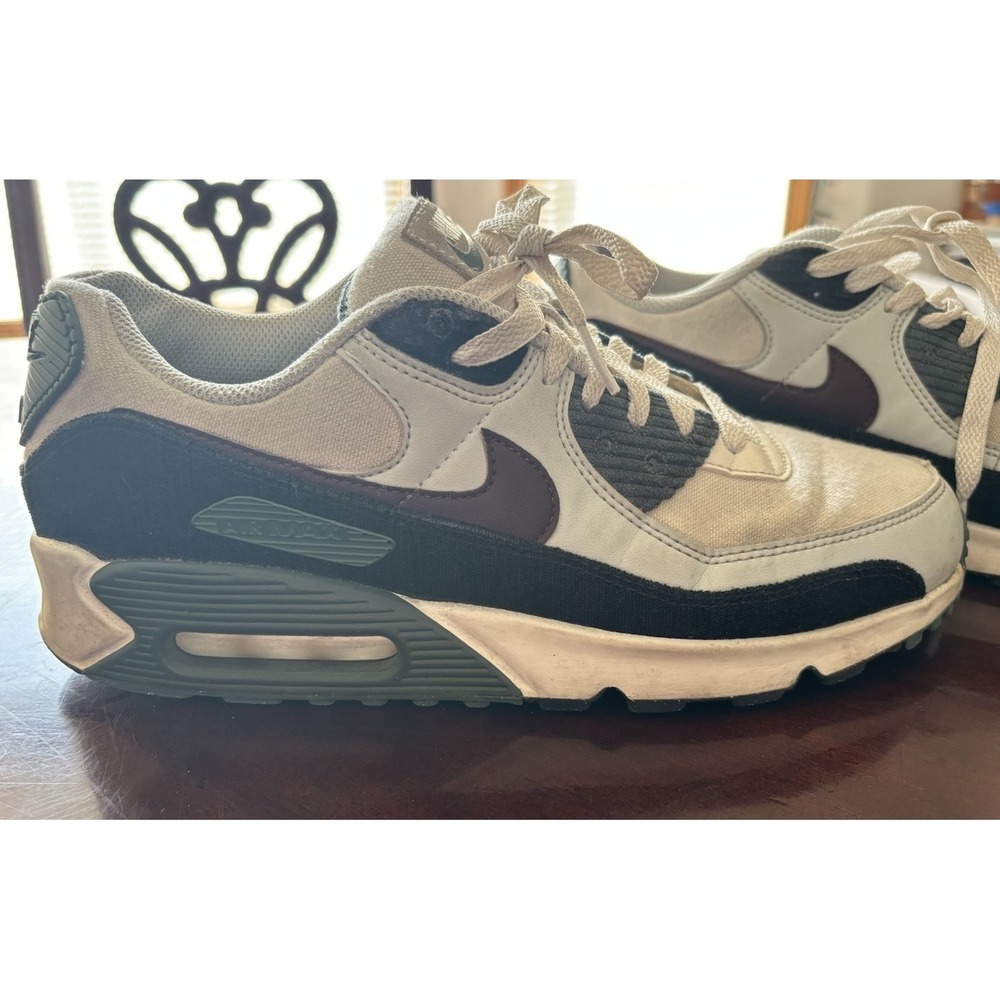 Nike Air Max 90 Mens Size 9 Burgundy Crush Vintage Green FV6059-001 Sneakers - Picture 8 of 11